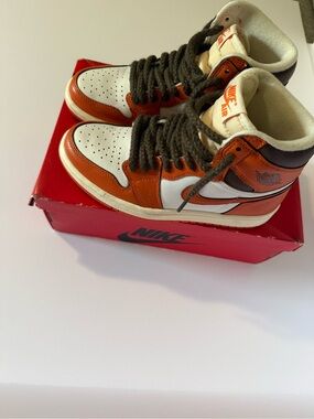 Nike Air Jordan Retro 1 High OG Starfish
